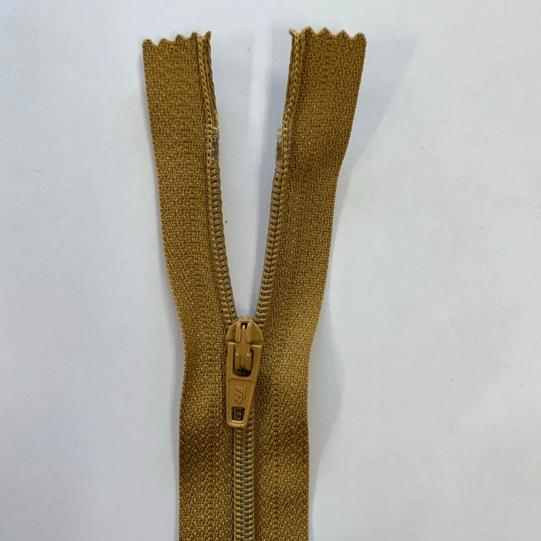 10" / 20cm Nylon Zip  - Select Colour