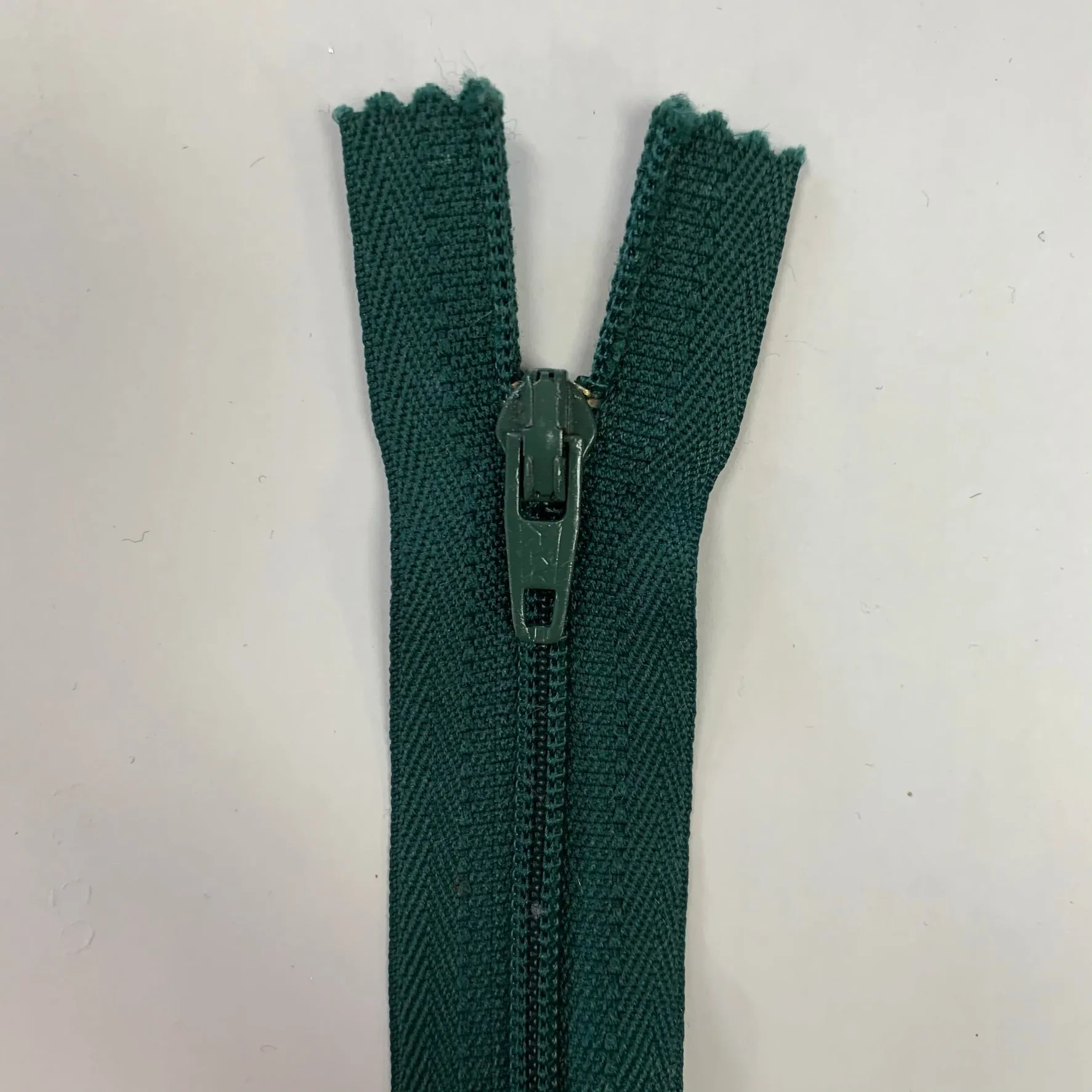 10" / 20cm Nylon Zip  - Select Colour