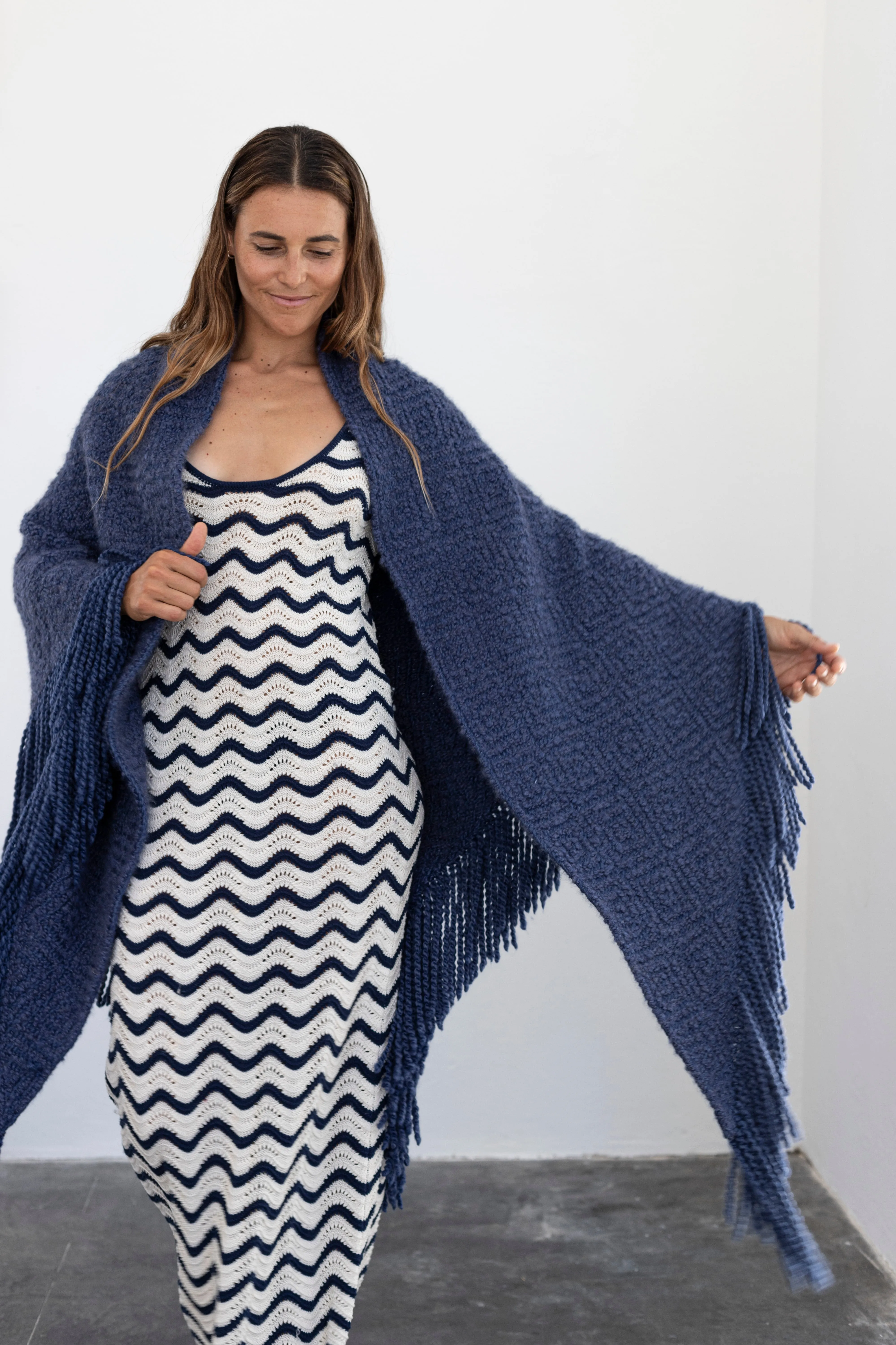 Cosy Shawl Gabrielle Navy