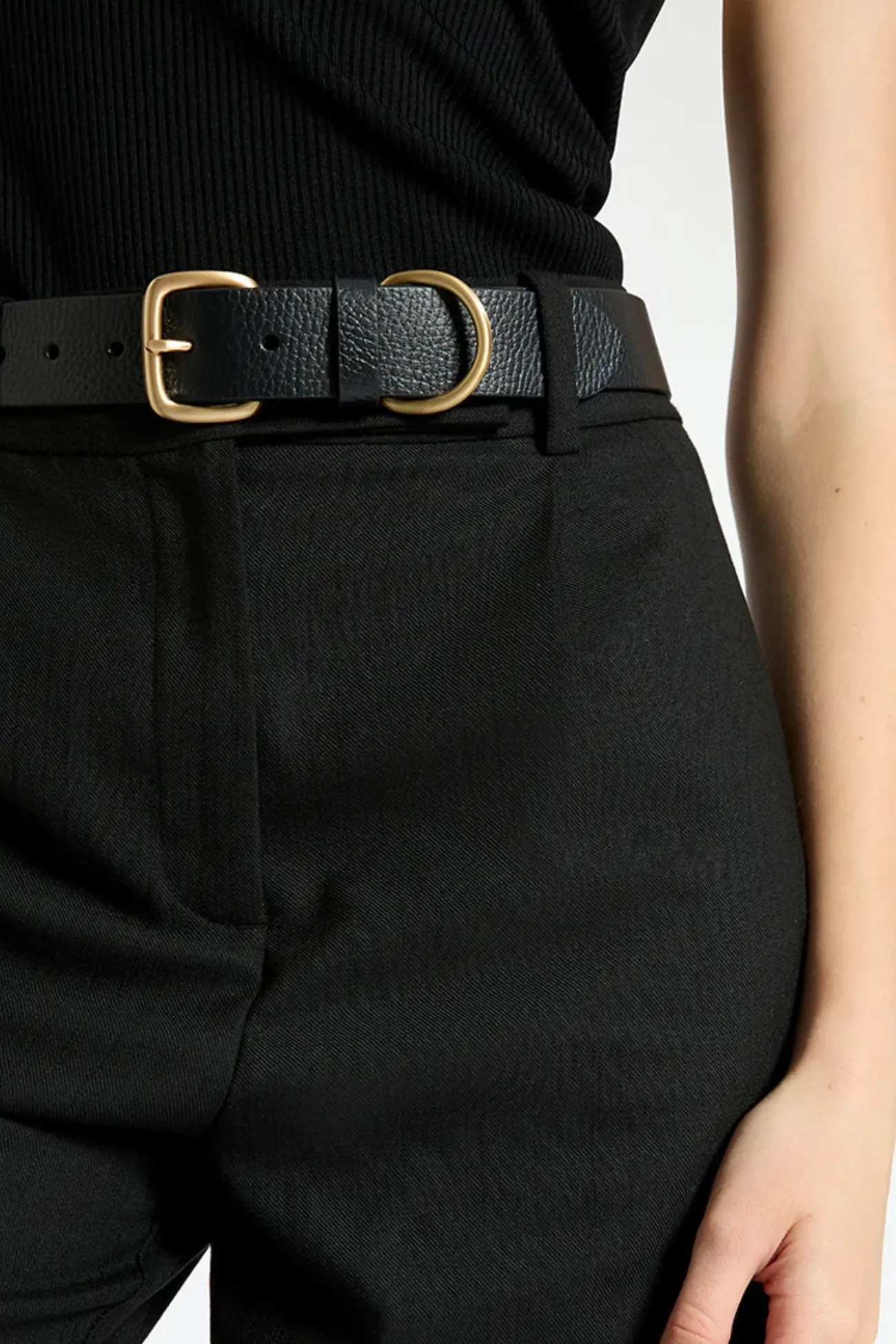 Disarm Belt Black Gold