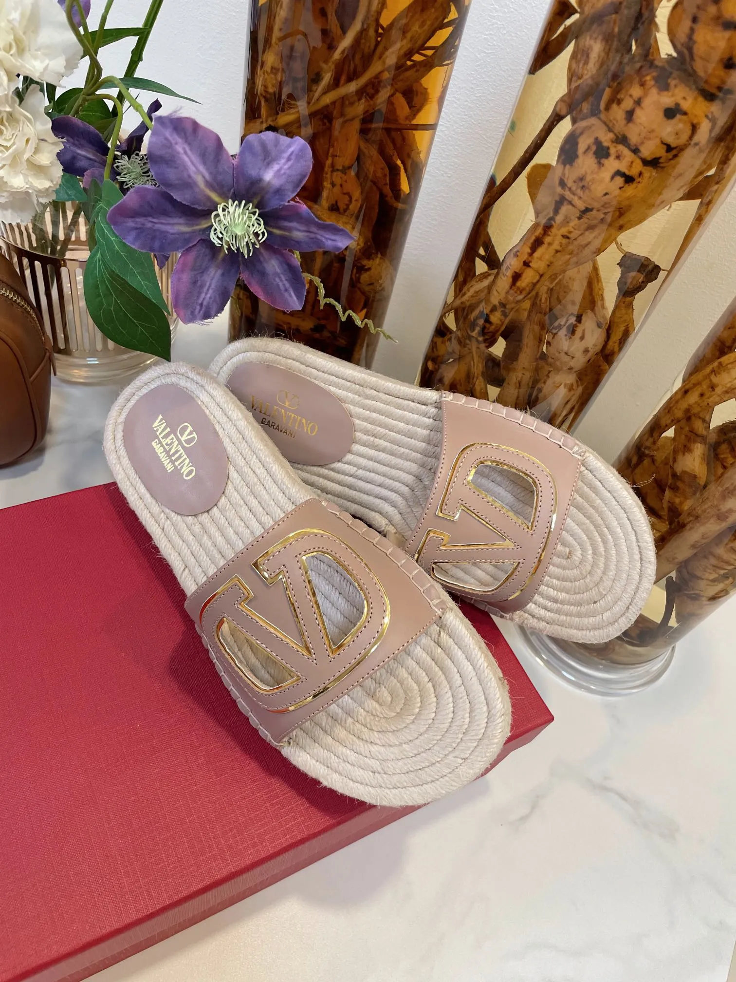 VLOGO CUT-OUT ESPADRILLES IN CREPE PINK CALFSKIN